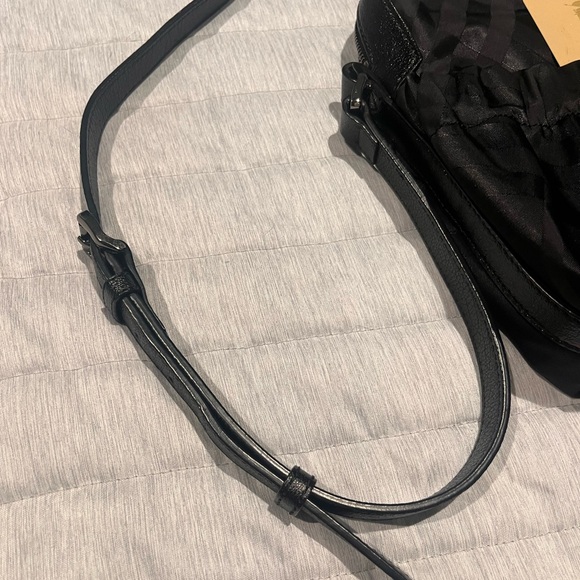 Burberry Nylon Crossbody with adjustable strap - Picture 6 of 9